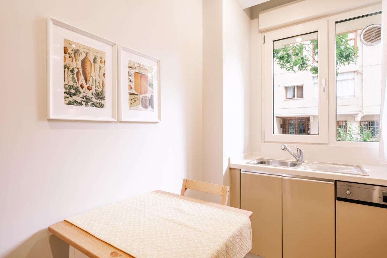 Daire Spacious Flat 3 Min To Coast And Bagdat Avenue *