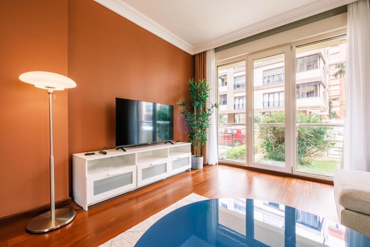 Daire Spacious Flat 3 Min To Coast And Bagdat Avenue İstanbul