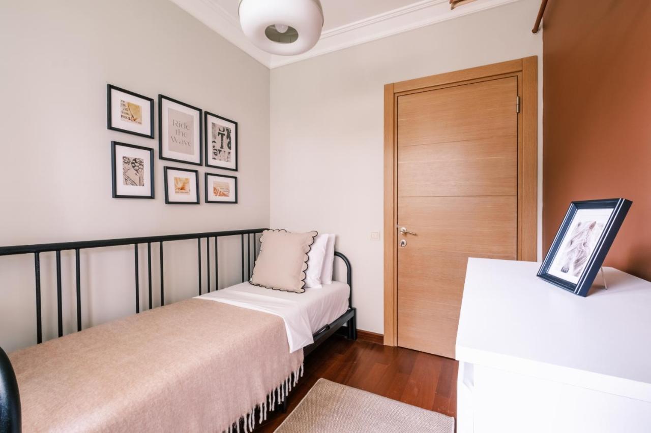 Daire Spacious Flat 3 Min To Coast And Bagdat Avenue